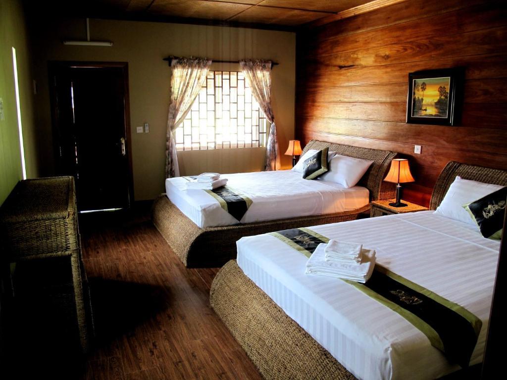 Atmaland Resort Kep Room photo